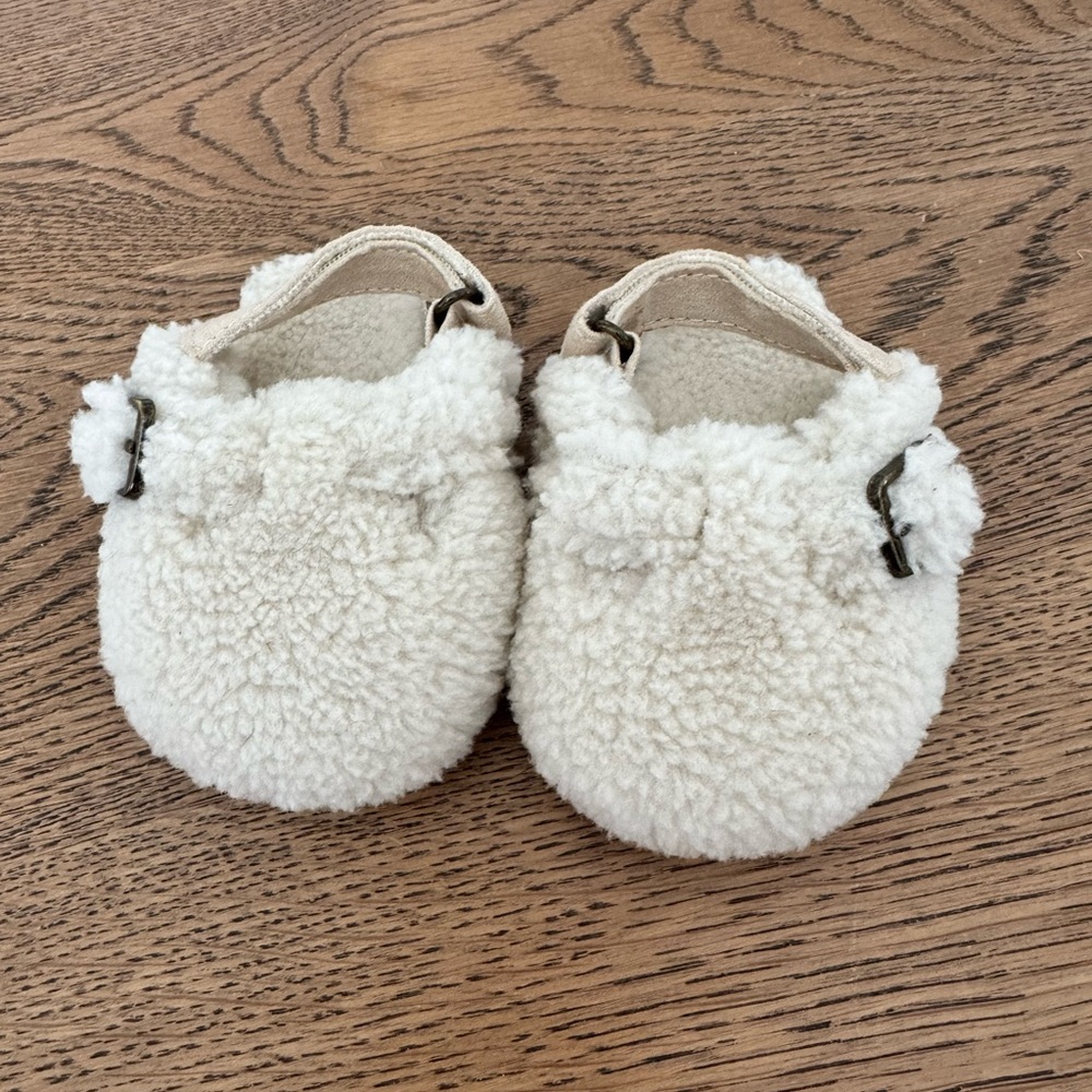 GAP Baby Sherpa Clogs